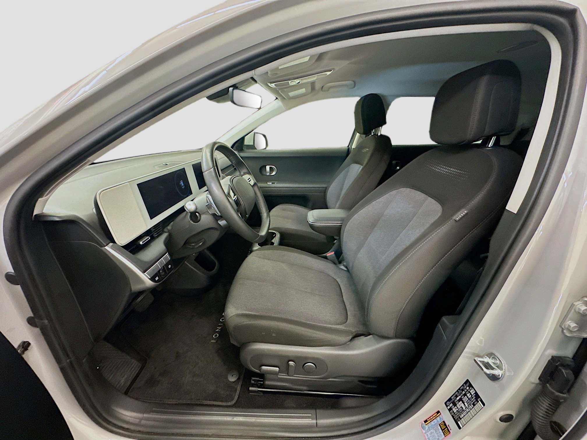 Used 2024 Hyundai Ioniq 5 SEL AWD/4WD image 13