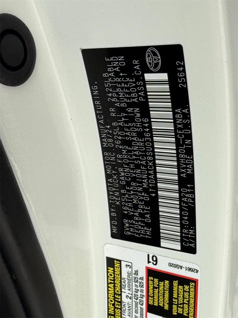 Used 2025 Toyota Camry LE image 31