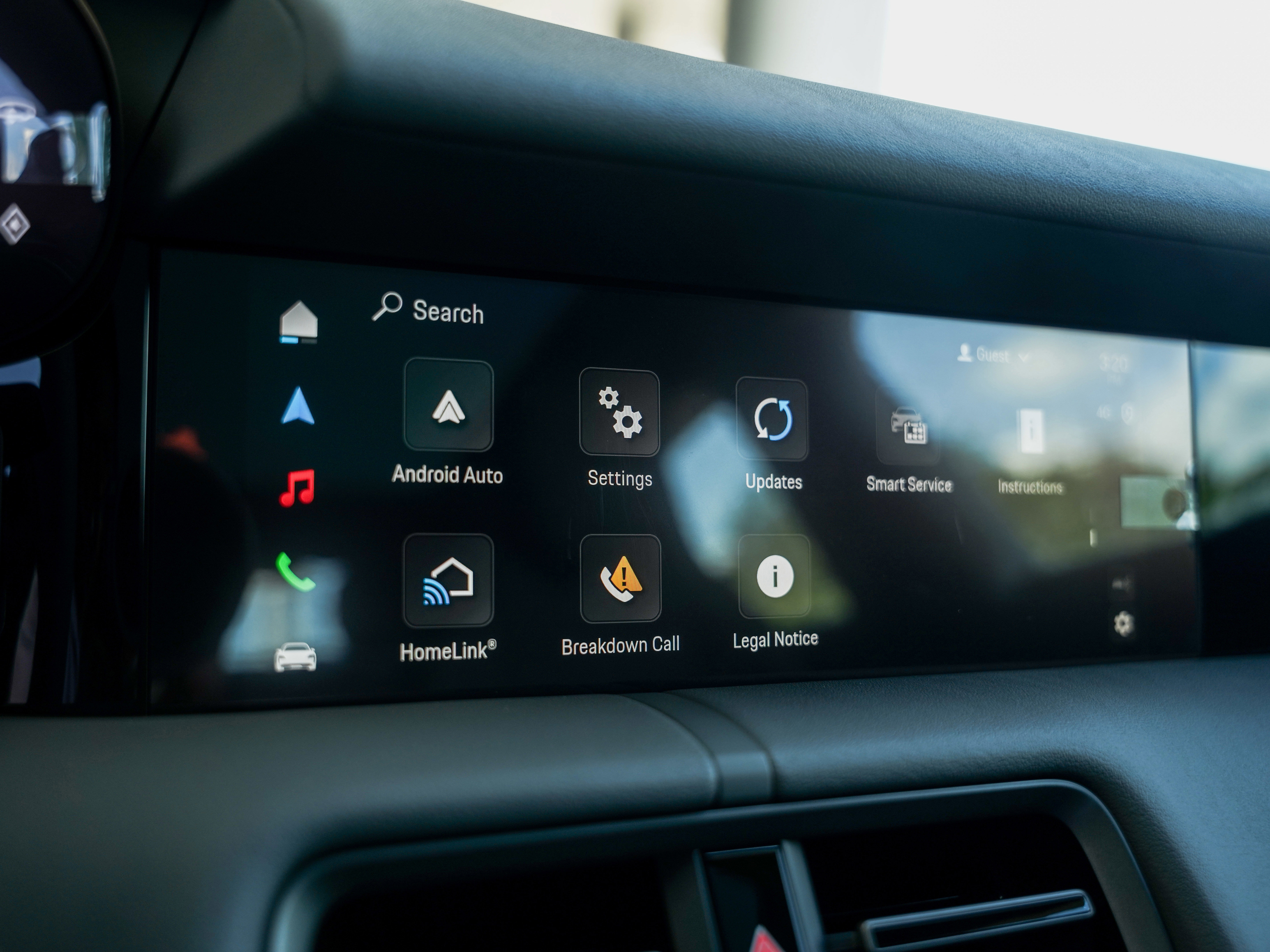 New 2025 Porsche Taycan image 21