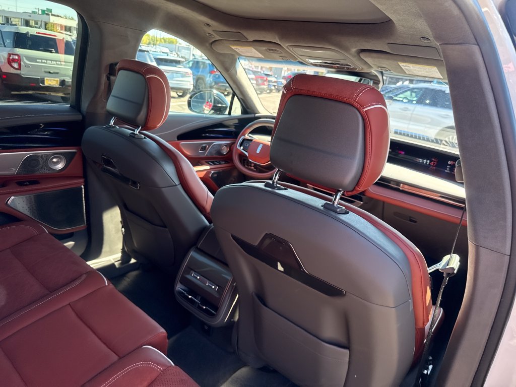 Certified 2024 Lincoln Nautilus Black Label AWD/4WD image 26