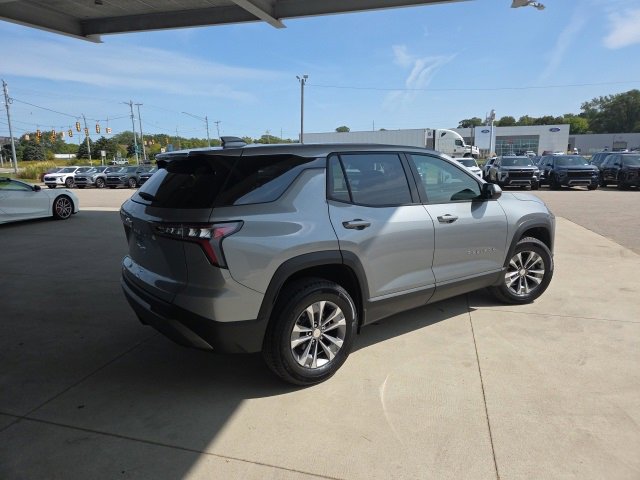 New 2026 Chevrolet Equinox LT image 5