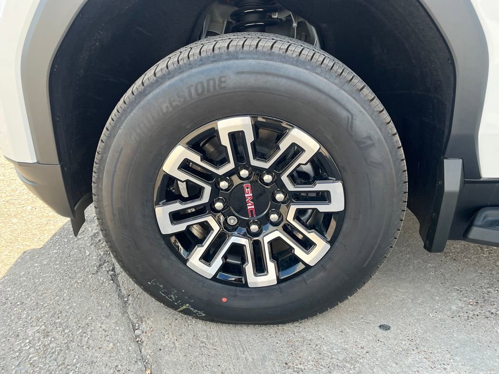 New 2026 GMC Sierra EV Elevation image 29