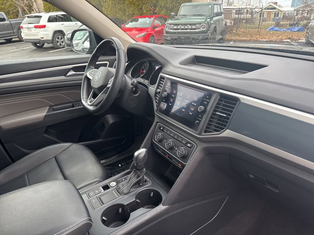 Used 2021 Volkswagen Atlas SE image 32