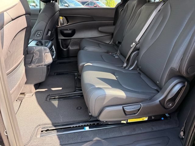 New 2026 Kia Carnival SX Prestige FWD image 7