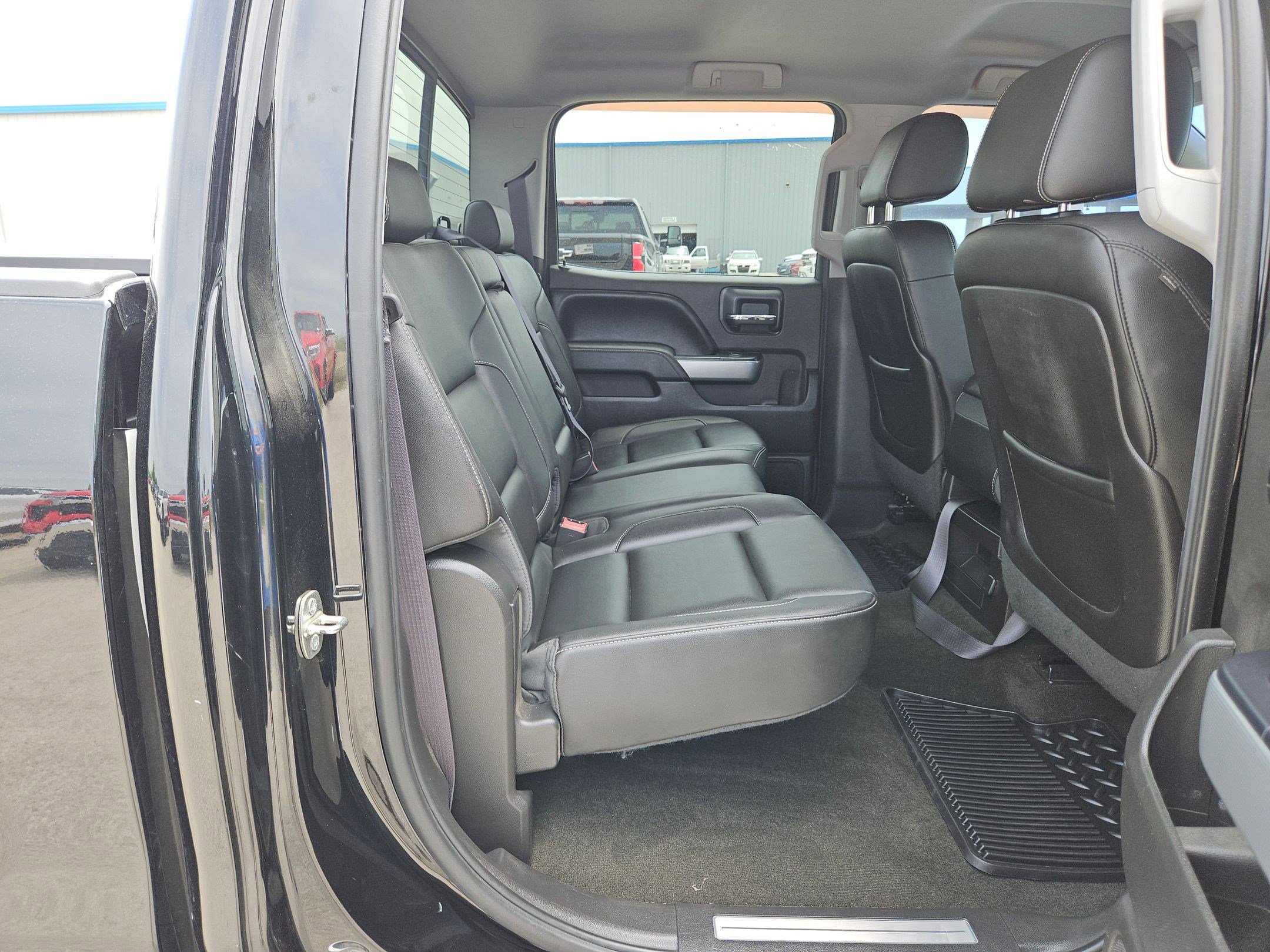 Used 2015 Chevrolet Silverado 1500 LTZ AWD/4WD image 25