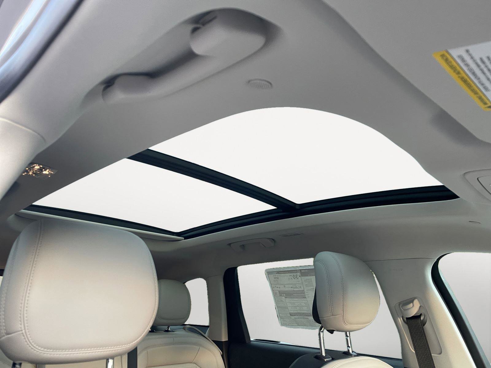 New 2026 Lincoln Nautilus Reserve AWD/4WD image 15