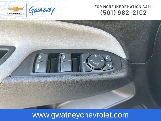 Used 2019 Chevrolet Equinox LS image 19