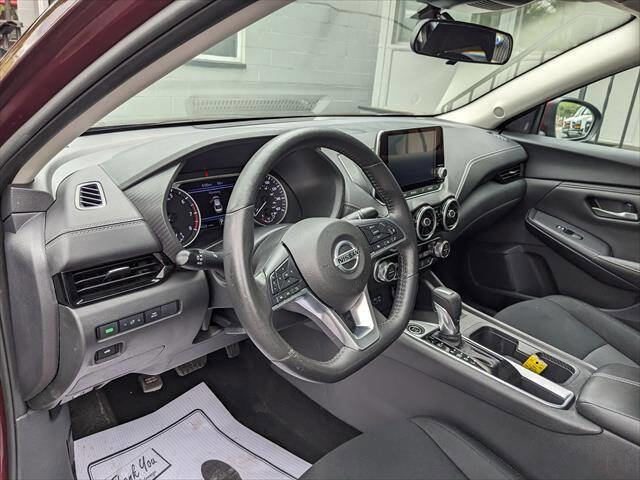 Used 2023 Nissan Sentra SV w/ All-Weather Package FWD image 9