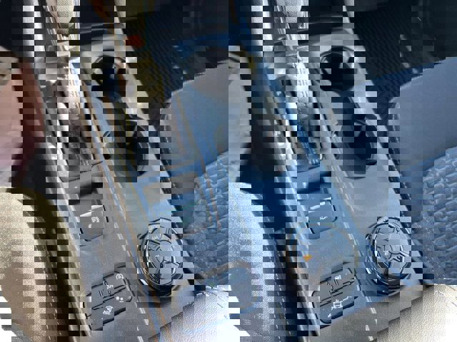 New 2025 Ford Ranger XLT w/ FX4 Off-Road Package image 13