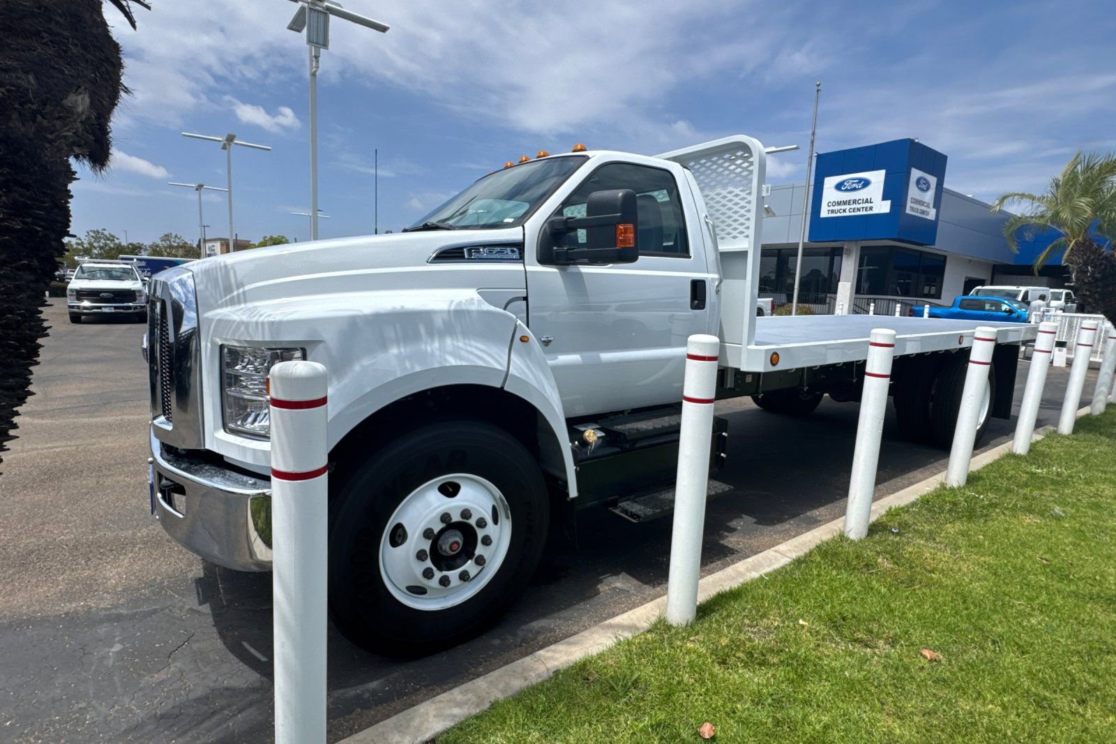 New 2026 Ford F650 2WD Regular Cab Super Duty image 5