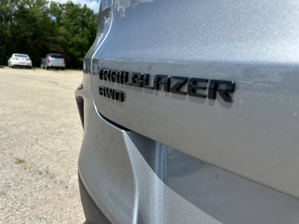 New 2026 Chevrolet TrailBlazer RS w/ Convenience Package AWD/4WD image 41