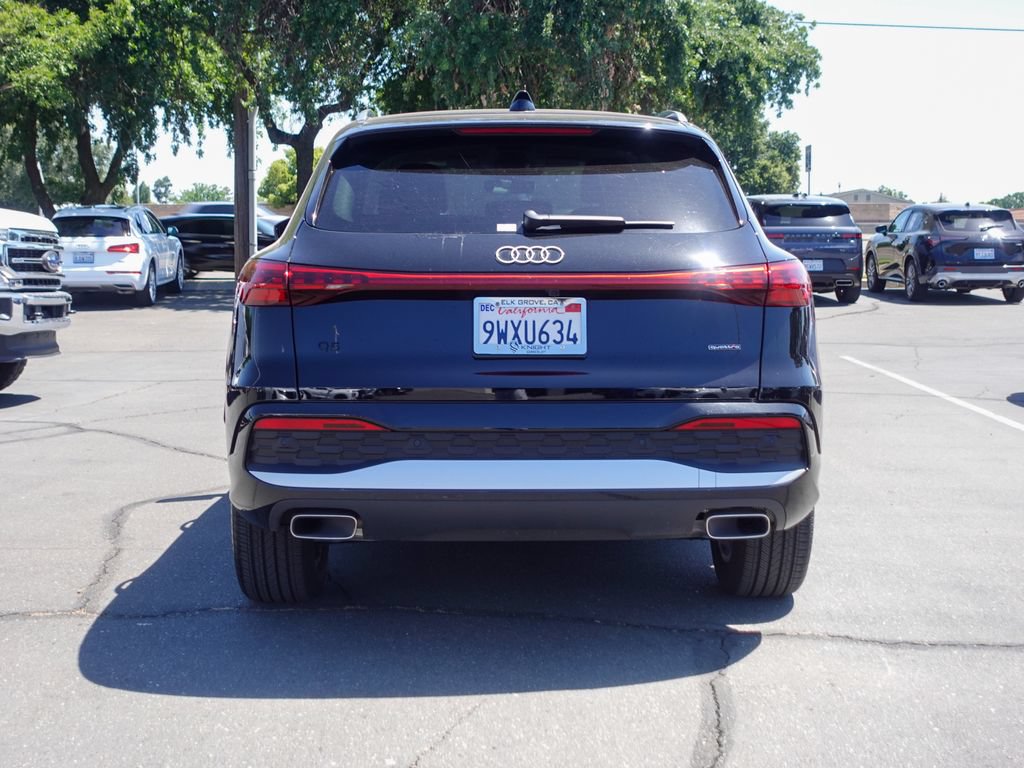 Used 2025 Audi Q5 Premium w/ Convenience Package AWD/4WD image 16