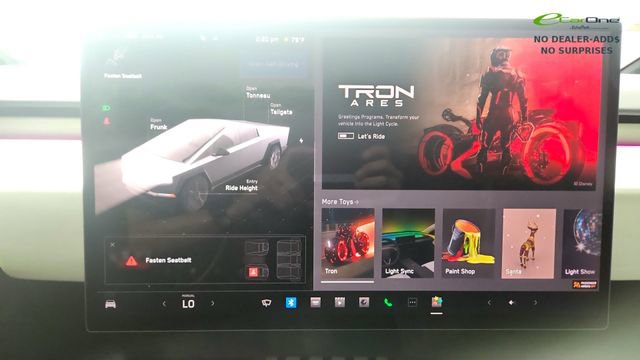 Used 2024 Tesla Cybertruck AWD Crew Cab image 47