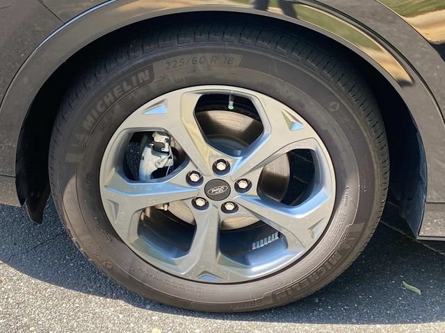 Used 2023 Ford Escape ST-Line w/ Tech Pack #1 FWD image 6