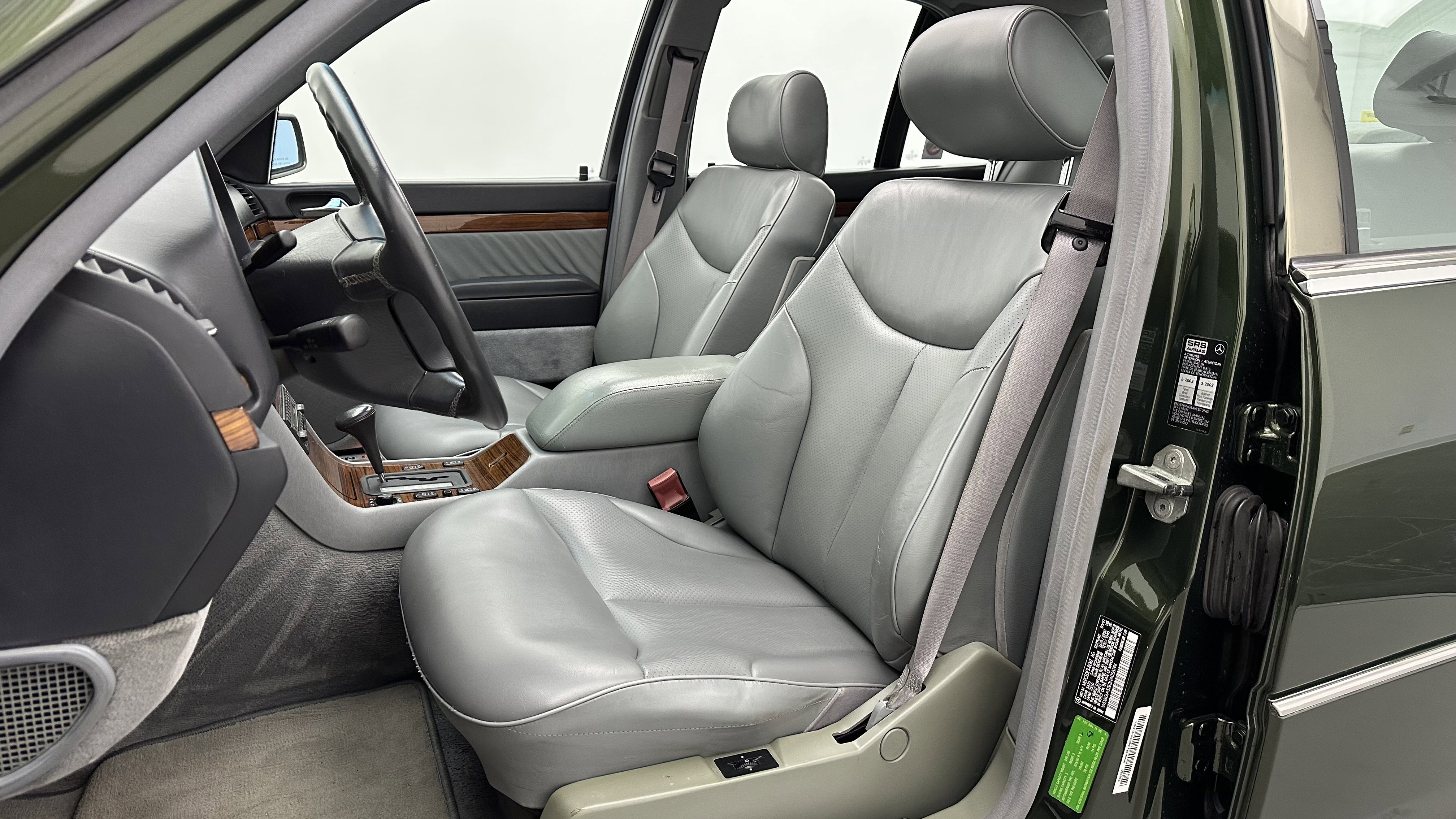 Used 1992 Mercedes-Benz 300 SE image 23