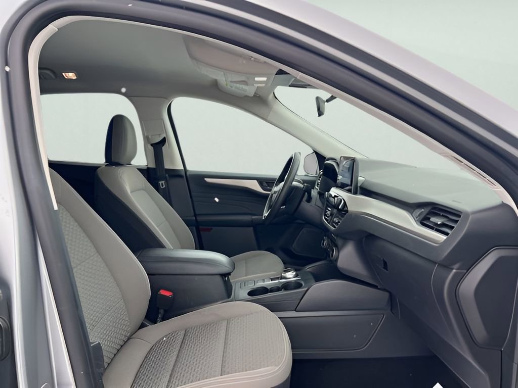 Used 2022 Ford Escape SE w/ Convenience Package image 12