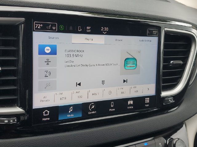 Used 2023 Chrysler Pacifica Touring-L FWD image 25