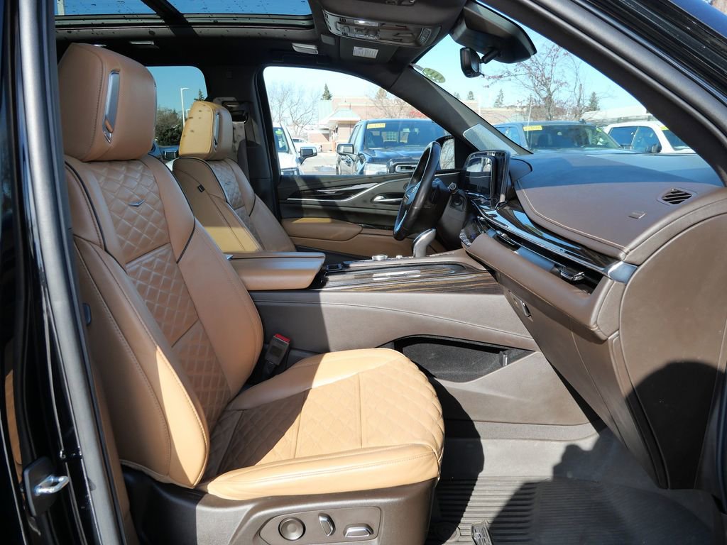 Used 2022 Cadillac Escalade ESV Sport w/ Touring Package image 14