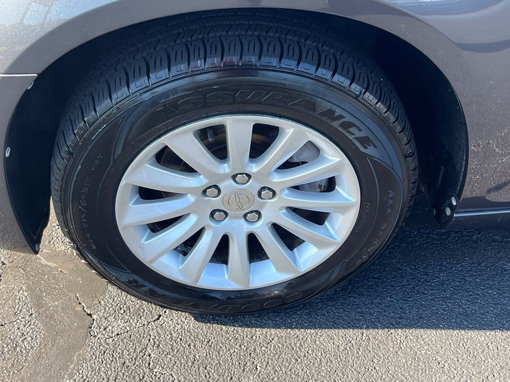 Used 2013 Chrysler 300 RWD image 6