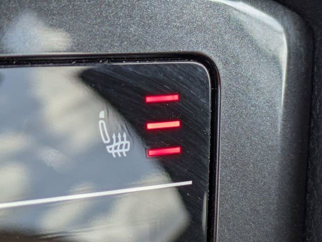 Certified 2023 Volkswagen Tiguan SE R-Line image 24