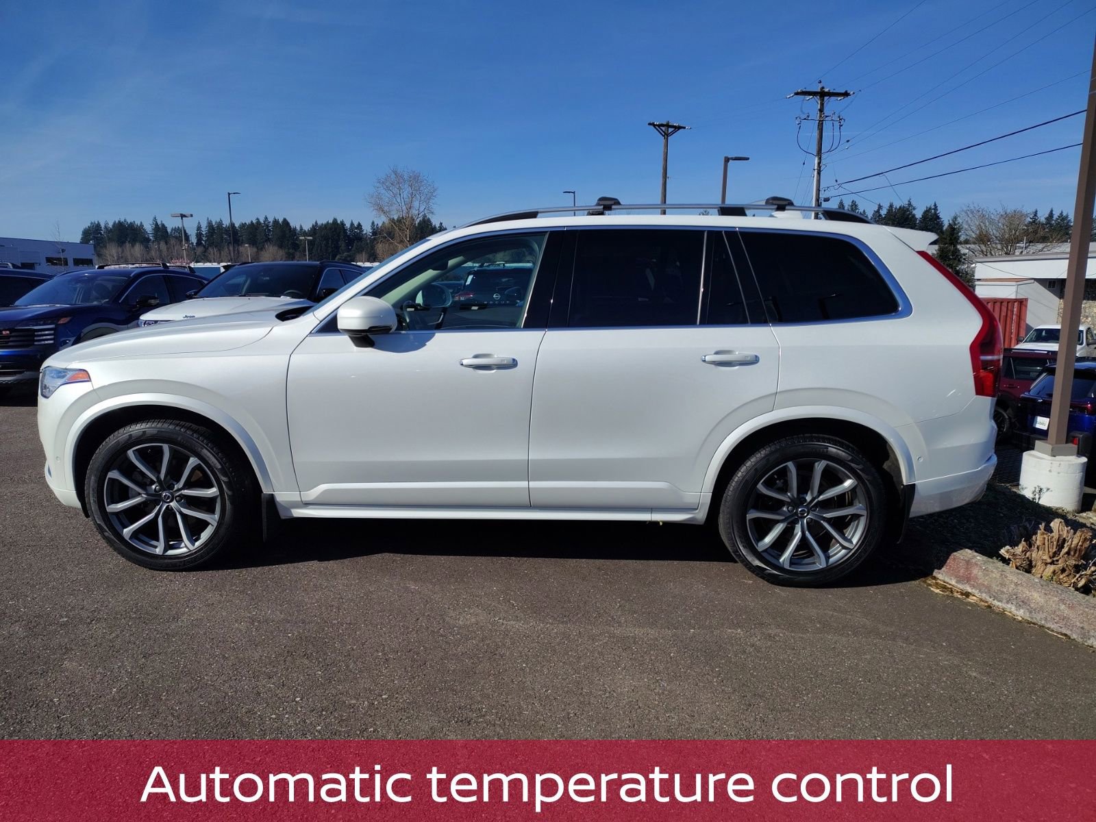Used 2019 Volvo XC90 T6 Momentum w/ Advanced Package image 9