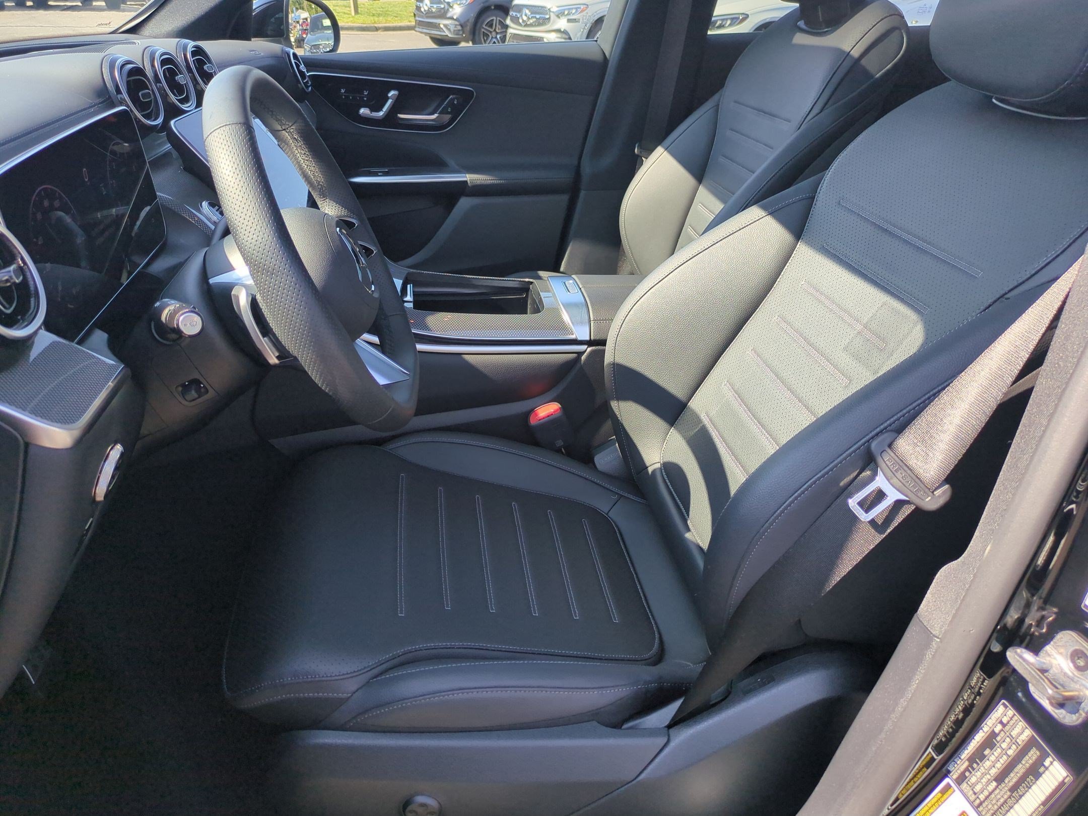 Certified 2026 Mercedes-Benz GLC 300 4MATIC image 14
