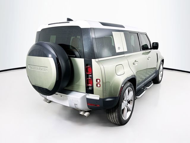 Used 2024 Land Rover Defender 110 SE AWD/4WD image 5