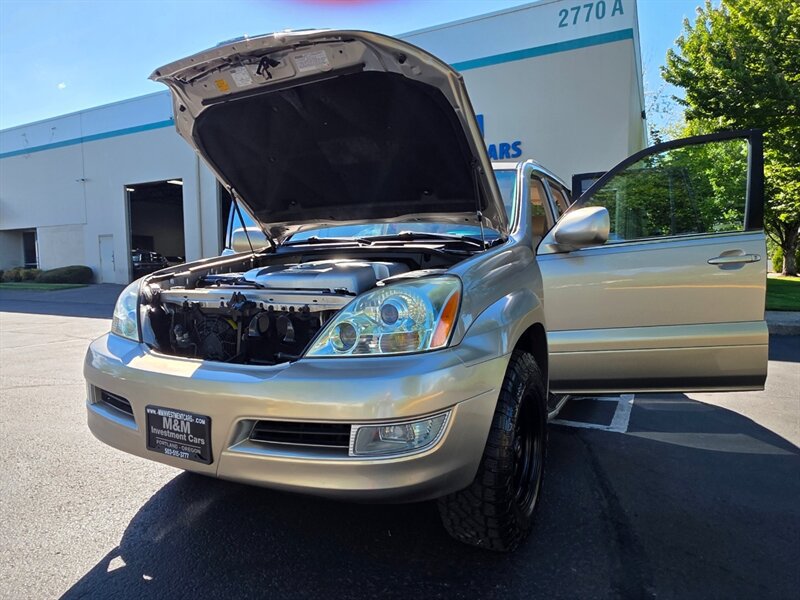 Used 2004 Lexus GX 470 AWD/4WD image 25