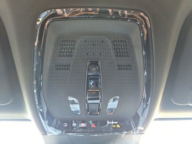 New 2026 Cadillac Lyriq Luxury w/ LPO, Floor Liner Package image 35