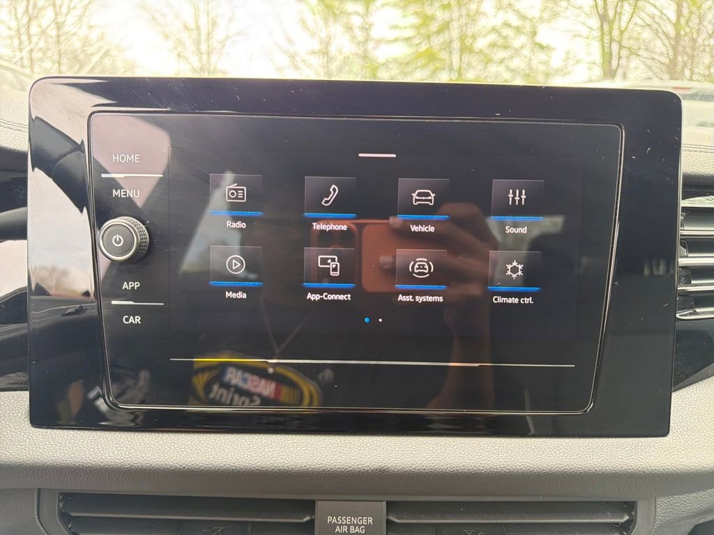 Used 2025 Volkswagen Jetta Sport FWD image 20