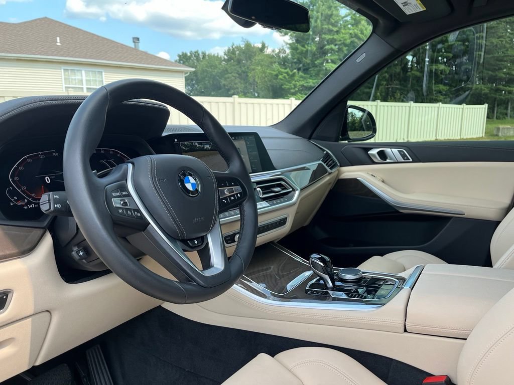 Used 2022 BMW X5 xDrive40i w/ Premium Package AWD/4WD image 19