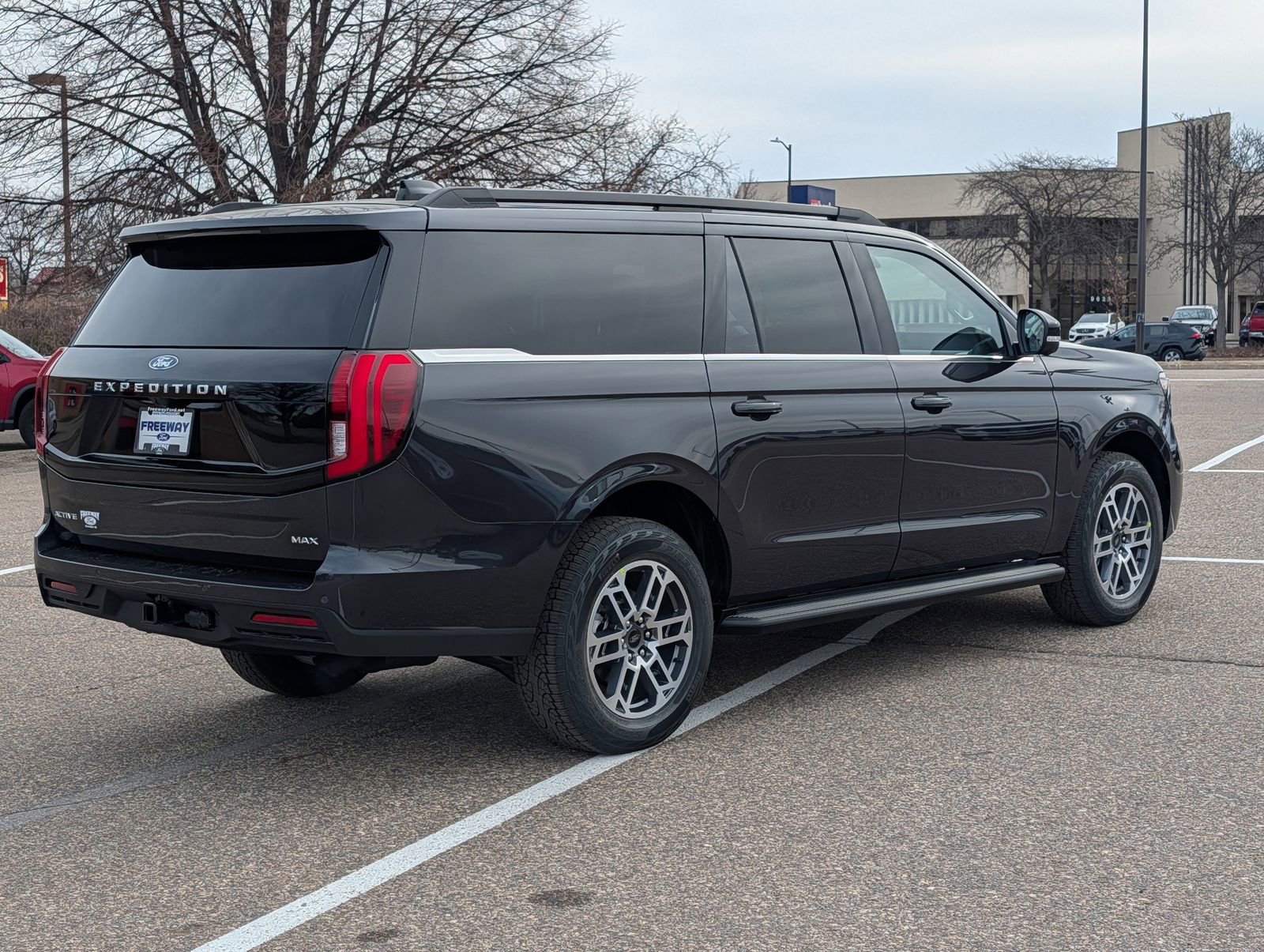 New 2026 Ford Expedition Max Active AWD/4WD image 4