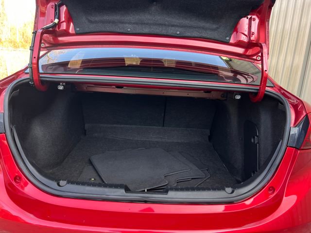 Used 2016 MAZDA MAZDA3 i Sport w/ Preferred Equipment Package image 25