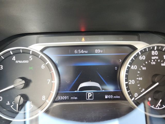 Used 2025 Nissan Sentra SR FWD image 25
