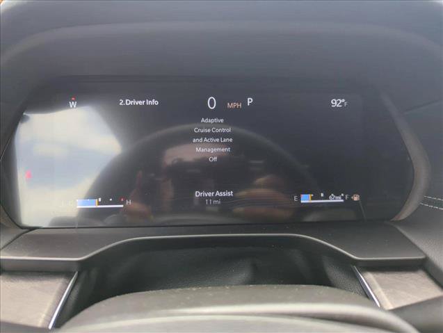 New 2025 Jeep Grand Cherokee Limited w/ Luxury Tech Group II RWD image 12