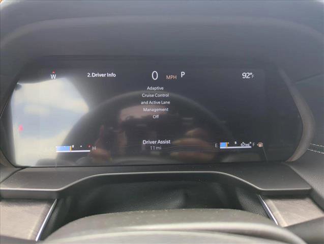 New 2025 Jeep Grand Cherokee Limited w/ Luxury Tech Group II RWD image 12