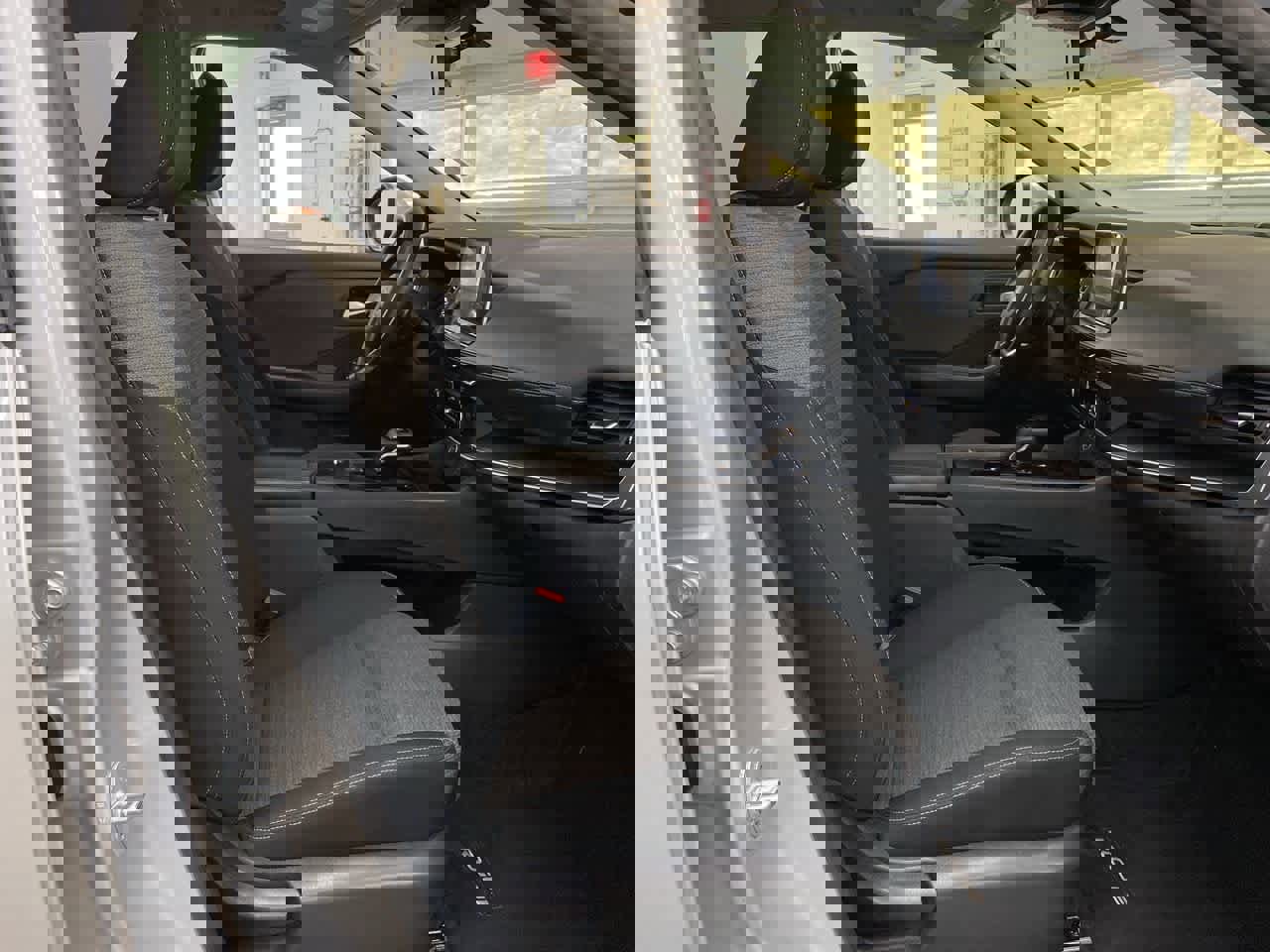 Used 2023 Nissan Rogue SV image 19