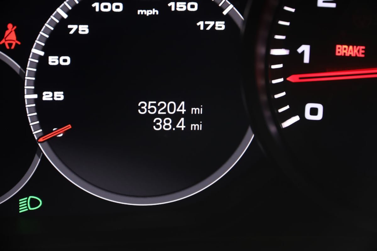 Used 2023 Porsche Cayenne Platinum Edition AWD/4WD image 43