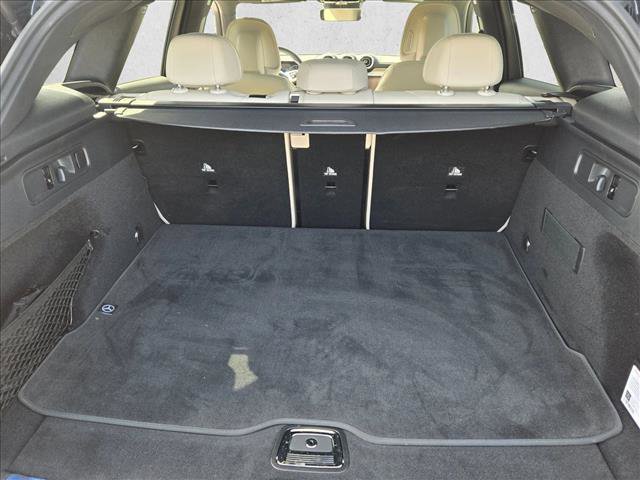 Used 2024 Mercedes-Benz GLC 300 4MATIC image 6