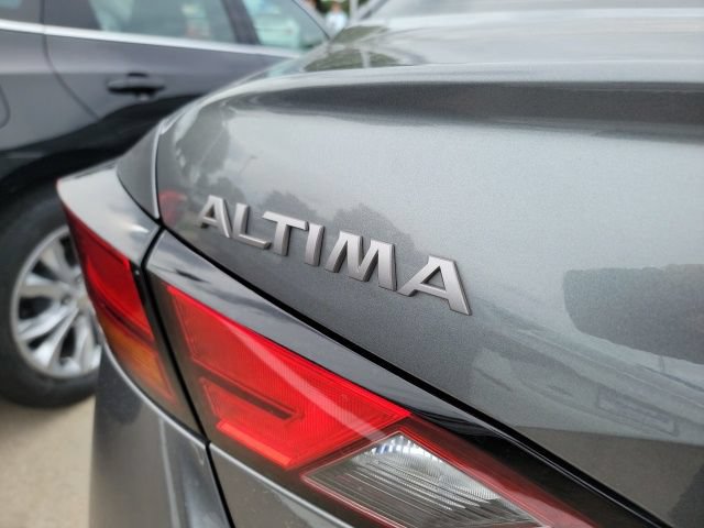 Used 2023 Nissan Altima 2.5 SV FWD image 15