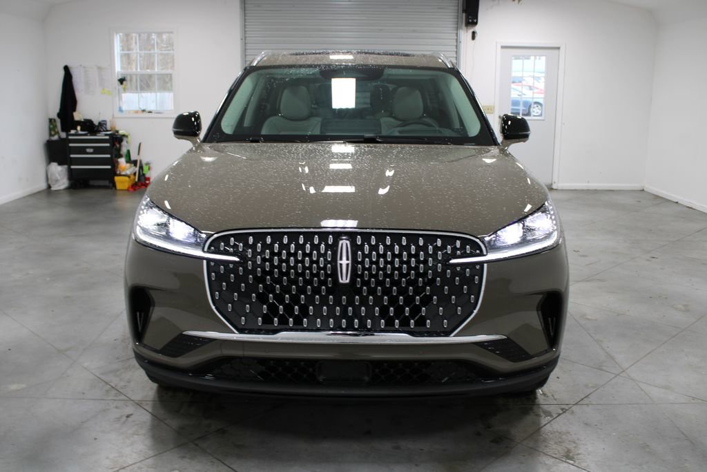 New 2026 Lincoln Aviator Reserve image 2
