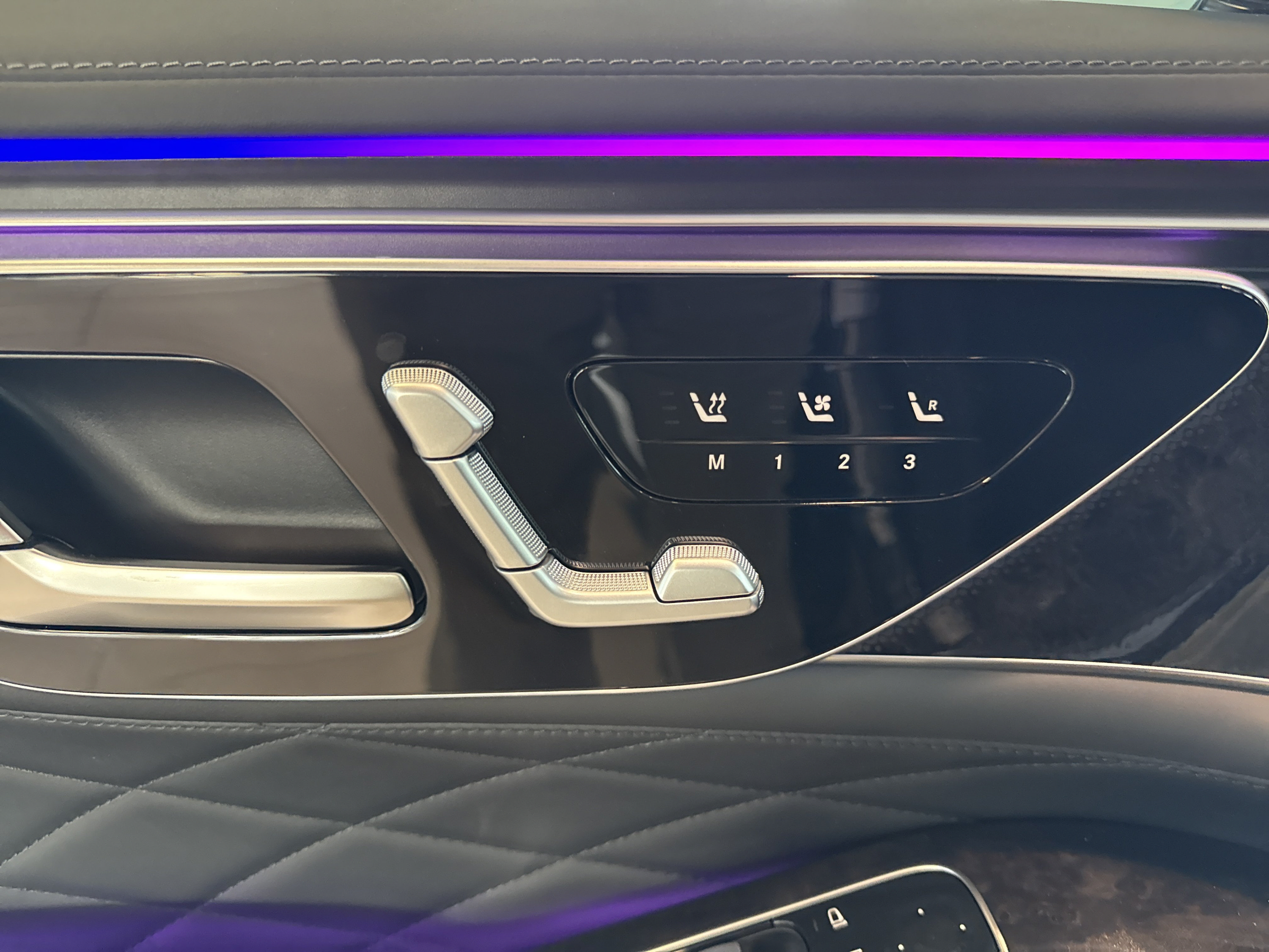 New 2027 Mercedes-Benz S 580 4MATIC Sedan image 17