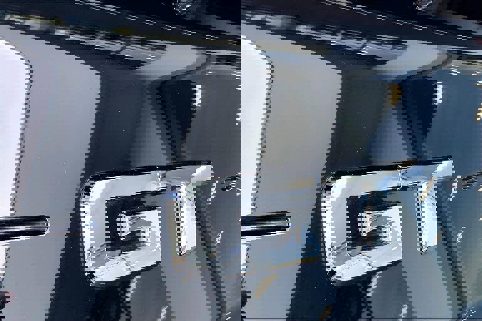 Used 2019 Ford Mustang GT Premium w/ GT Performance Package image 9