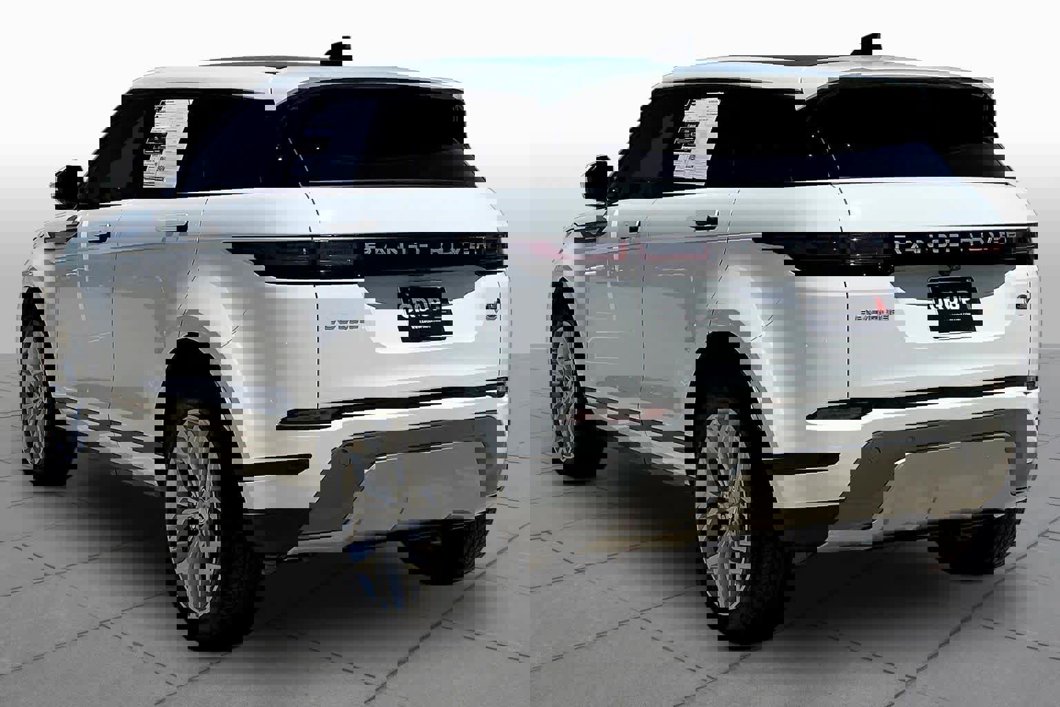 Used 2022 Land Rover Range Rover Evoque S image 12