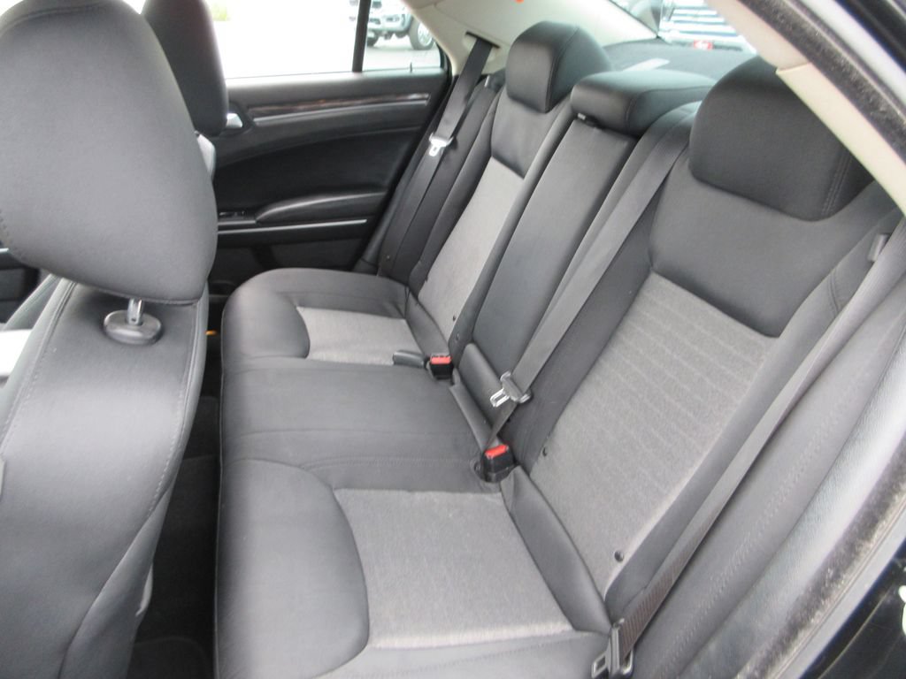 Used 2020 Chrysler 300 Touring w/ Sport Appearance Package RWD image 16