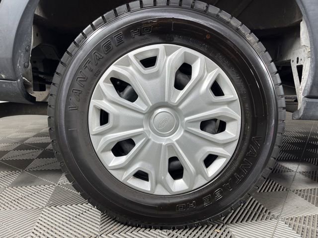 Used 2024 Ford Transit 350 XLT image 16