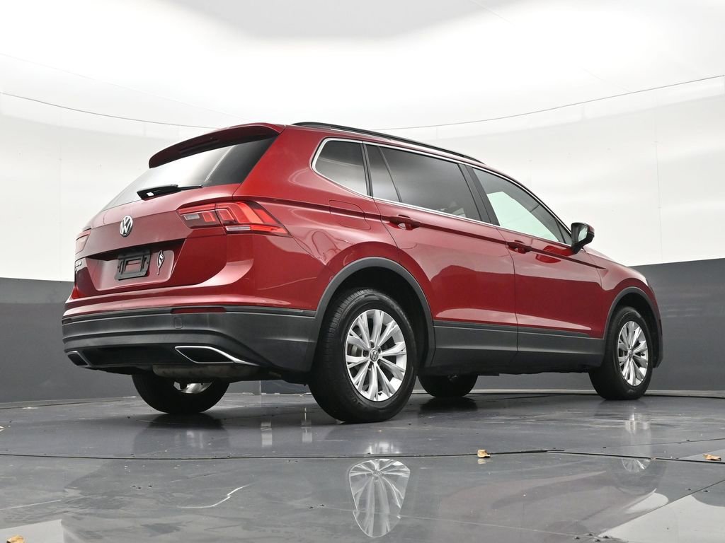 Used 2019 Volkswagen Tiguan SE w/ Panoramic Sunroof Package FWD image 27