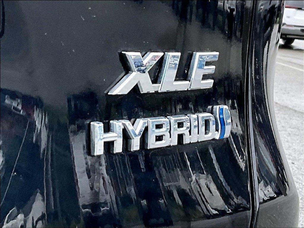 Used 2024 Toyota RAV4 XLE w/ Convenience Package AWD/4WD image 29