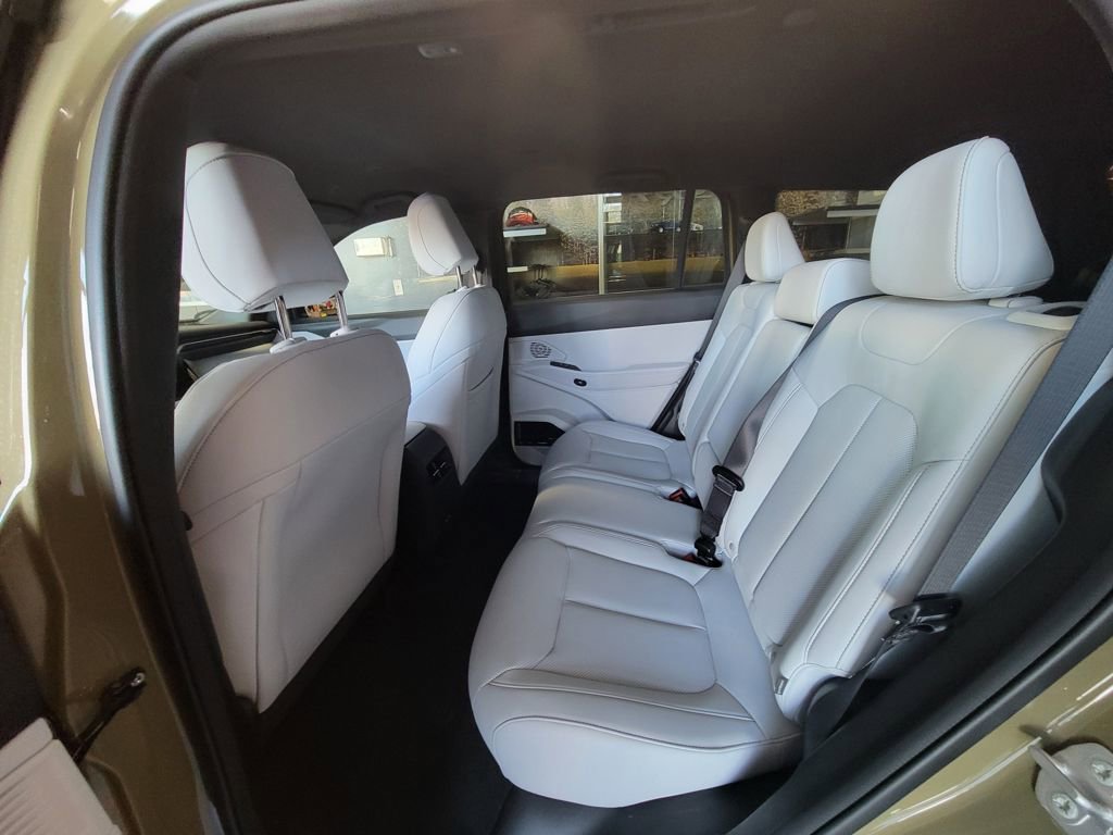 New 2026 Jeep Cherokee Limited image 7