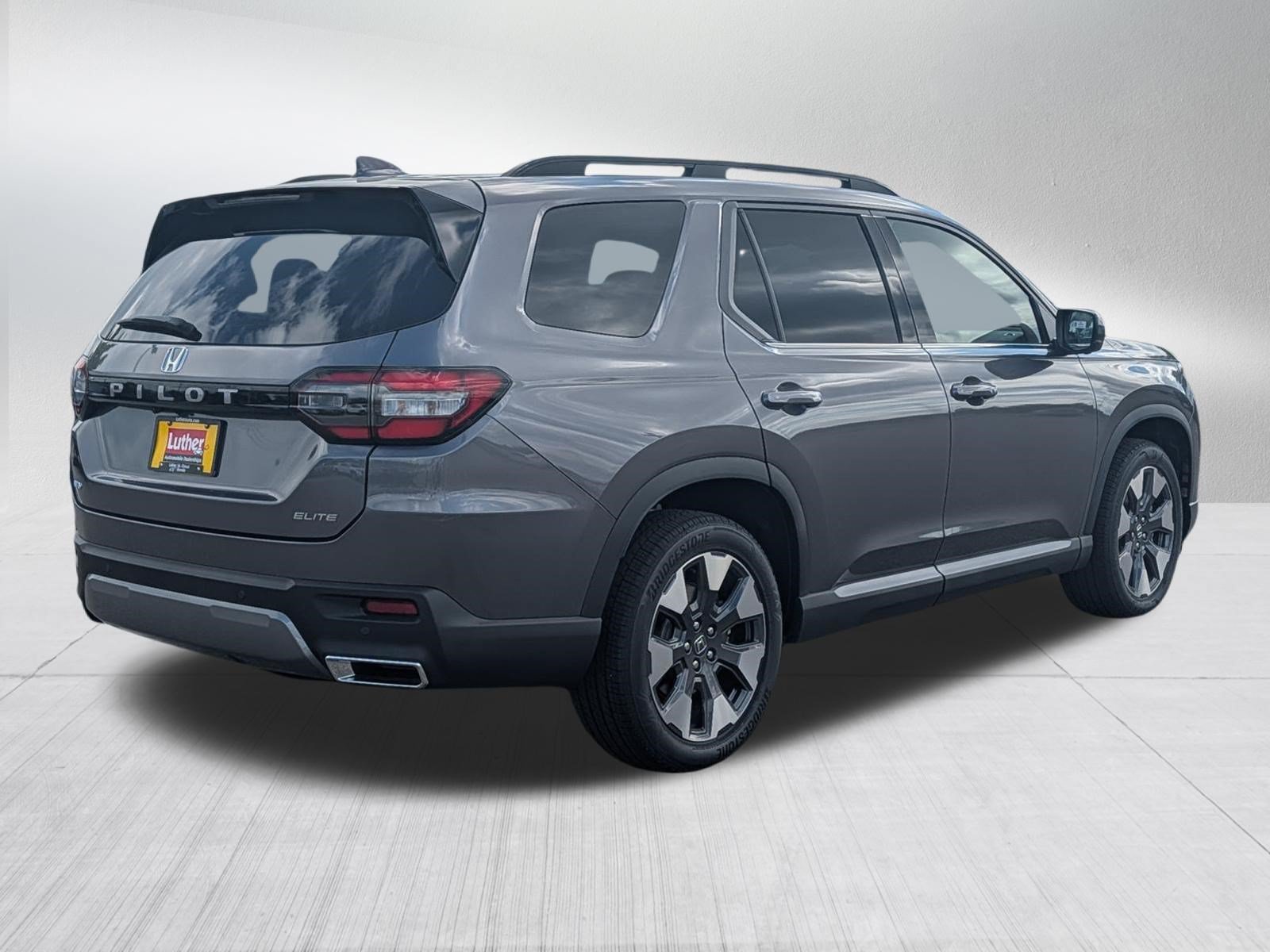 New 2026 Honda Pilot Elite image 4